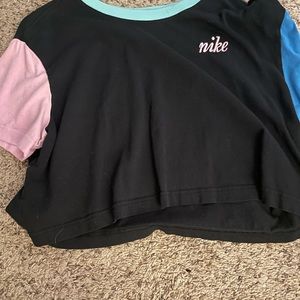 Nike top